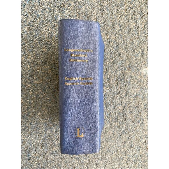 Langenscheidt’s vintage Standard Dictionary English Spanish 1966 - Picture 1 of 6